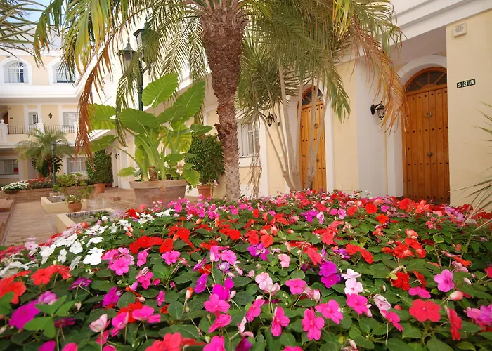 Aloha Gardens By Vacation Care Apartment